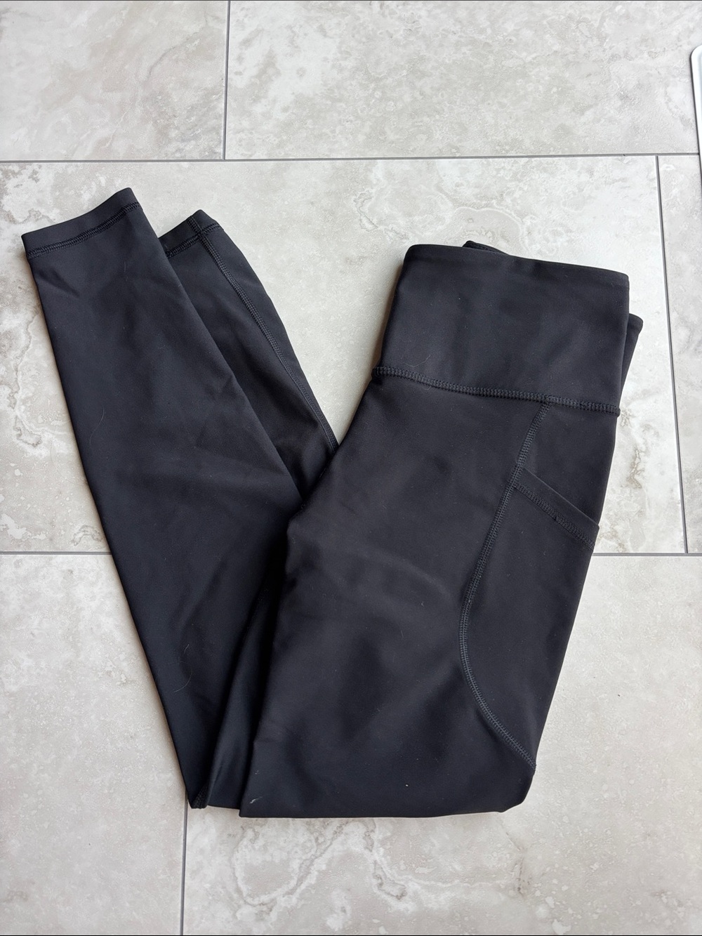 Old Navy Black High-Waist Leggings with Side Pocket